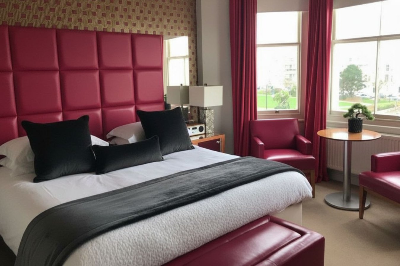 Hastings House pink bedroom