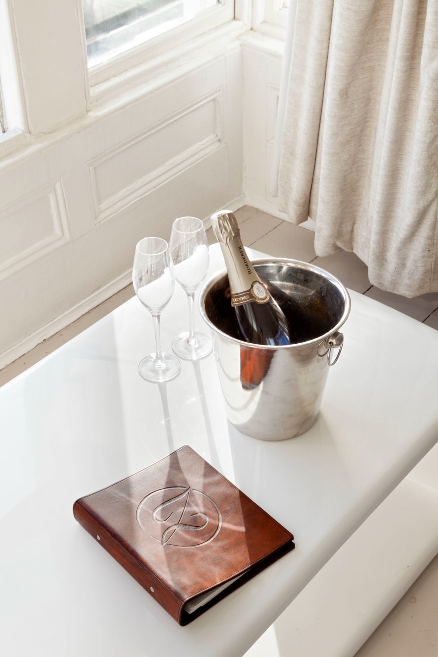 Zanzibar House champagne welcome