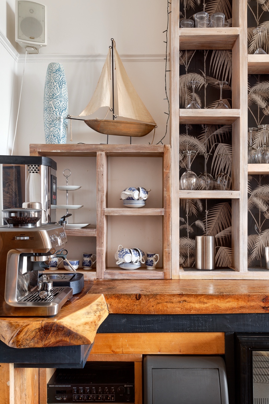 Zanzibar House bar detail