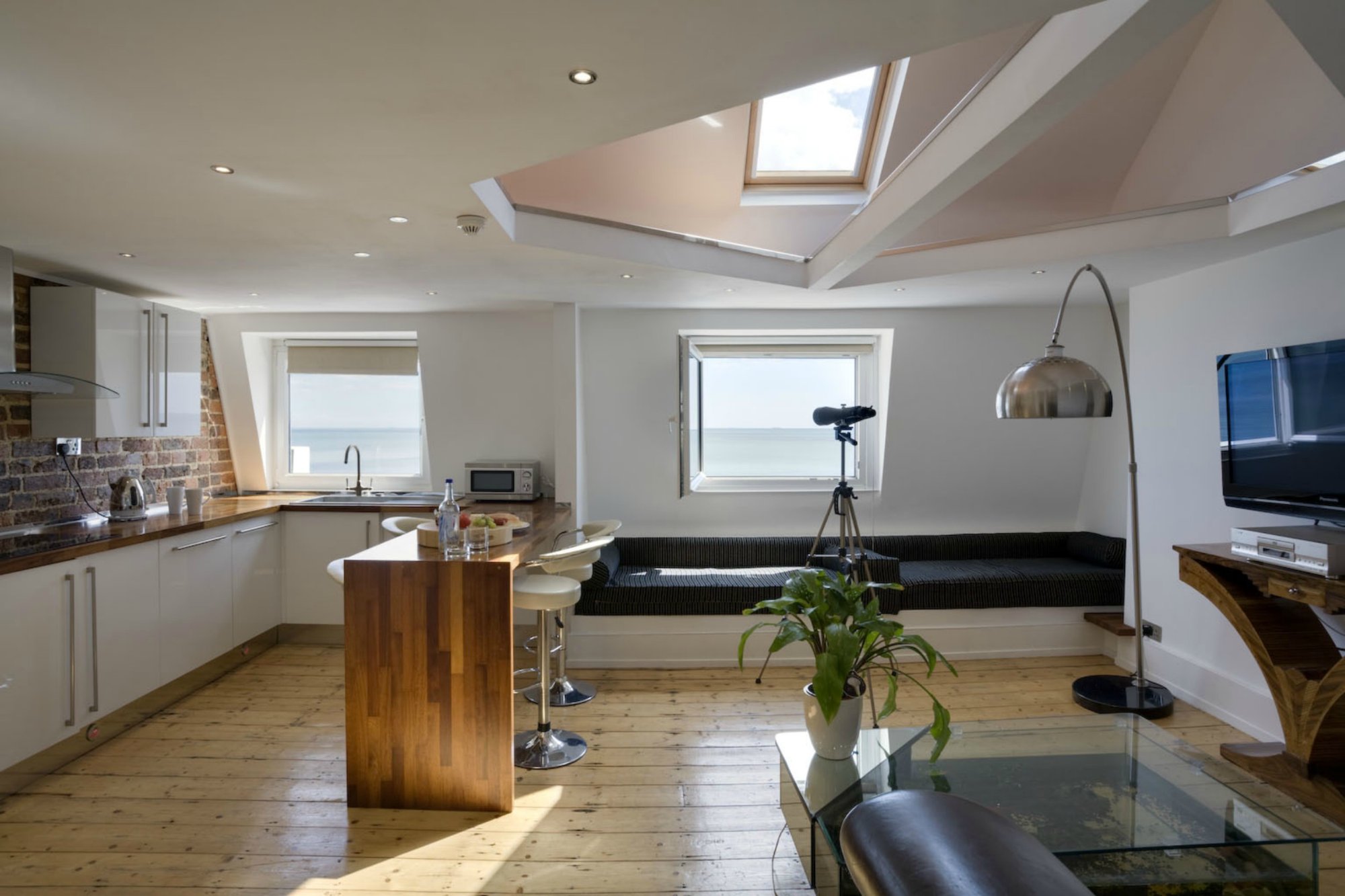 Zanzibar House open plan kitchen with sea view